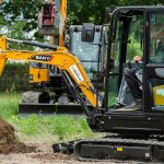 Polecane minikoparki w 2025 roku – na co warto postawić?