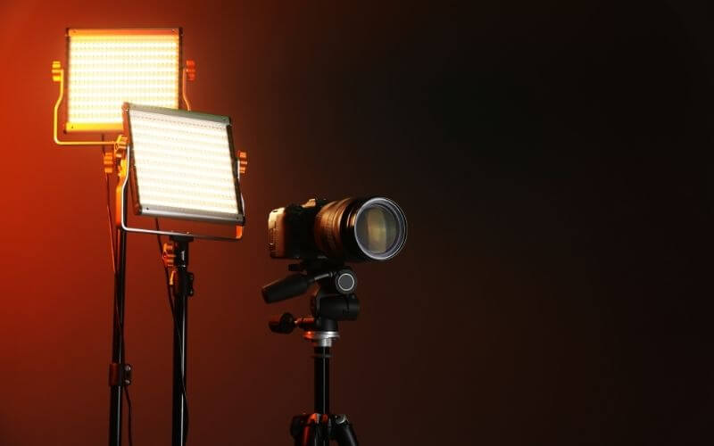 Jak ograniczyć migotanie lamp LED na filmie? Praktyczny poradnik krok po kroku