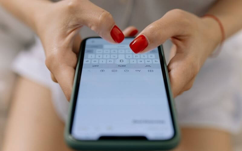 RCS utknął na weryfikowaniu numeru – praktyczny poradnik i rozwiązania