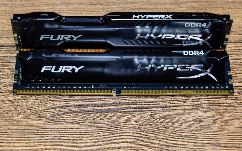 Czy 16 GB RAM wystarczy do nowych gier Zalety, ograniczenia i werdykt