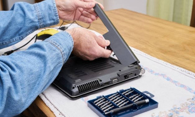 Czy bateria w laptopie poleasingowym podlega gwarancji? Zalety, ograniczenia i werdykt