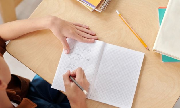 Jak uczyć się skuteczniej? Nauka matematyki, wzorów i planowanie tygodnia